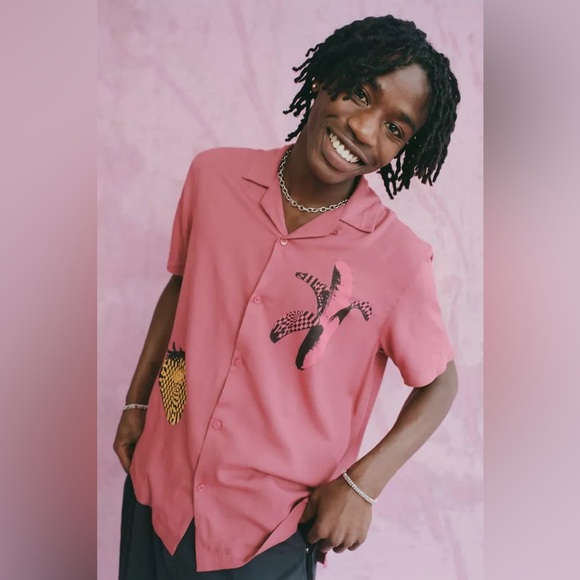 Urban Outfitters
Button Down Pop Art Men's Shirt XL - Picture 2 of 15